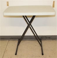 Adjustable Folding Table 29x18