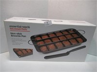 NEW Essential Needs Non Stick Brownie Pan
