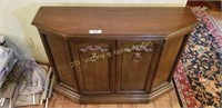 Lammerts entryway cabinet 39 1/2", 29 1/2", 12"