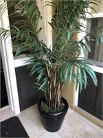 Faux Palm tree in pot 8'h