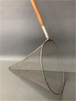 1960's Minnow/Net with Wooden Handle