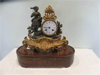 ANTIQUE FRENCH STYLE FIGURAL MANTLE CLOCK ON