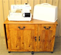 Singer 57815 Sewing Machine w/Cabinet