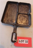 Griswold Colonial Breakfast Skillet (666) Divided