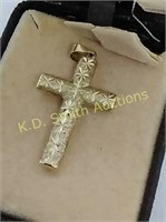 10KT Gold Cross Pendant (1.1 grams)