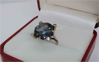10KT Gold & Synthetic Sapphire Ring (6.1 grams)