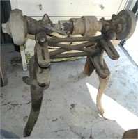 Cast Iron Grinding Stand