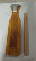 Wood fish cleaning board