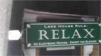 RELAX SIGN/PICTURE