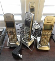 Set of (4) Panasonic cordless phones