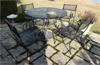 Black Saltarini style  5pc patio table and
