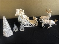 Christmas Decorations, Sleigh, reindeers & Trees