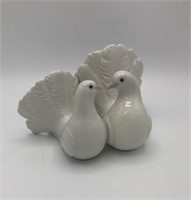 Lladro Ivory Porcelain Doves