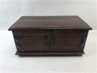 Small Box With Lid & Handles 20" x 10.25"