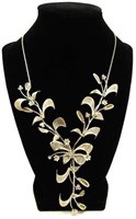 Y-Necklace w/ Flowers