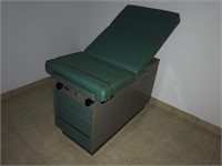 Examination Bed By MIDMARK Electric Power 110Green
