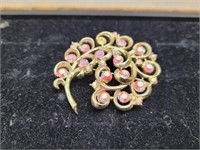 Vintage Gold Tone Pink Bling Jeweled Broche