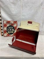 Retro style metal SPICE rack And cookbook