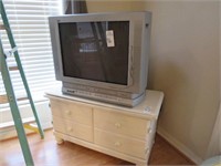 TV W/ VHS & DVD