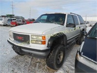 1996 GMC Suburban 4x4, title (tax on this one)