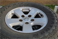 4 Dodge 1500 Factory Tires & Rims 265/70R17