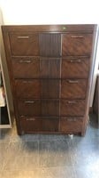 5 Drawer Dresser (4 drawers have cedar bottoms)