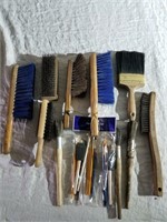Brushes 1 Lot
