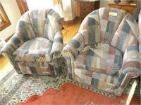 (2)Justice Furniture Company swivel chairs