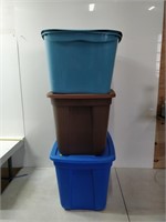 3 totes with lids