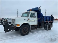 1995 International 4900 dump truck