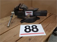5 in. bench vise