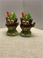 Woodsy the owl pair