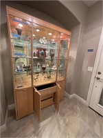 O - Drexel Lighted China Cabinet