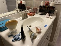 O - Bathroom Ocean Decor Pieces
