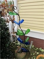 CURVED BOTTLE TREE W/ 15 COLORED BOTTLES
