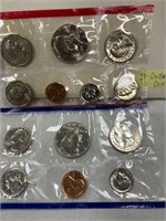 Lot 33- 1981 U.S. Mint Set with 3- Dollar Coins