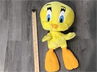 LARGE VINTAGE TWEETY BIRD