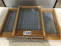 10 FRAME SCREENED BOTTOMS WITH GRID