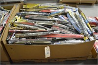 Pallet of Assorted Windshield Wipers