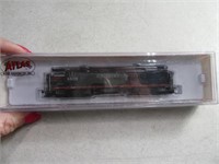 ATLAS "NScale" #4805 Southern Pacific Engine