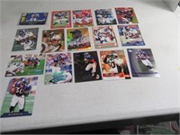 Lot (16) Terrell Davis Broncos Collector Cards