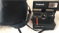 Polaroid One Step Flash Camera w Bag