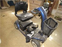 ELECTRIC SCOOTER--NEEDS BATTERY