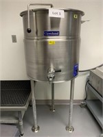 Cleveland 40 Gal. Steam Jacketed Kettle/NSF