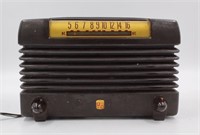 Vintage Montgomery Ward Airline Radio