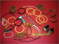 Costume Jewelry - Bracelets