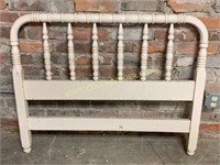 Wooden spindle twin size head board