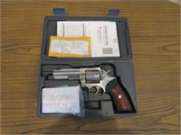 Ruger GP100 357 magnum Revolver, Hard Case