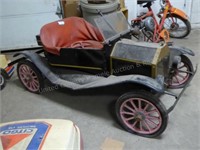 Go-cart vintage car (turns over, has compression)