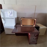Refrigerator/ Misc Desks